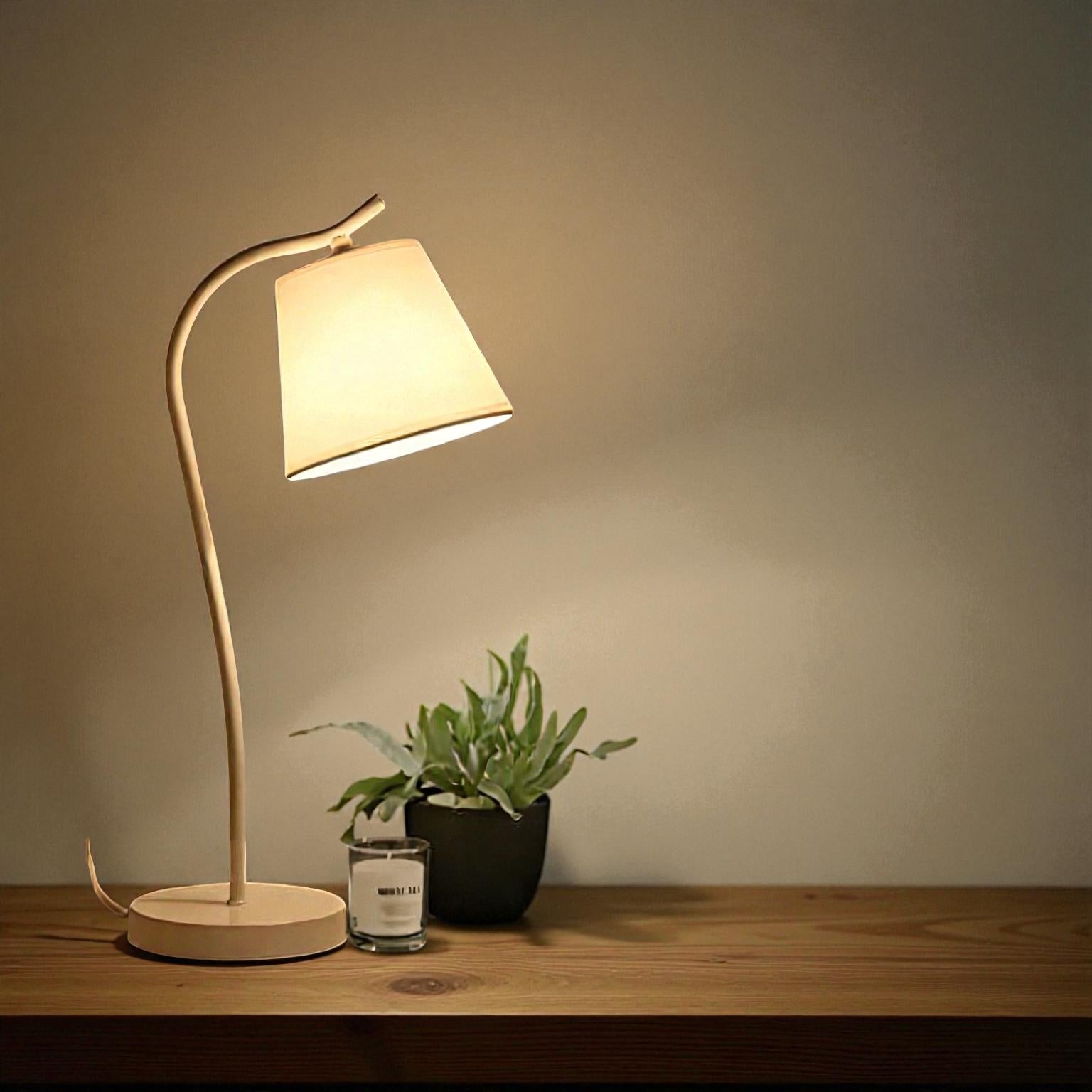 LED-Tischlampe für Schreibtisch und Innenbereich