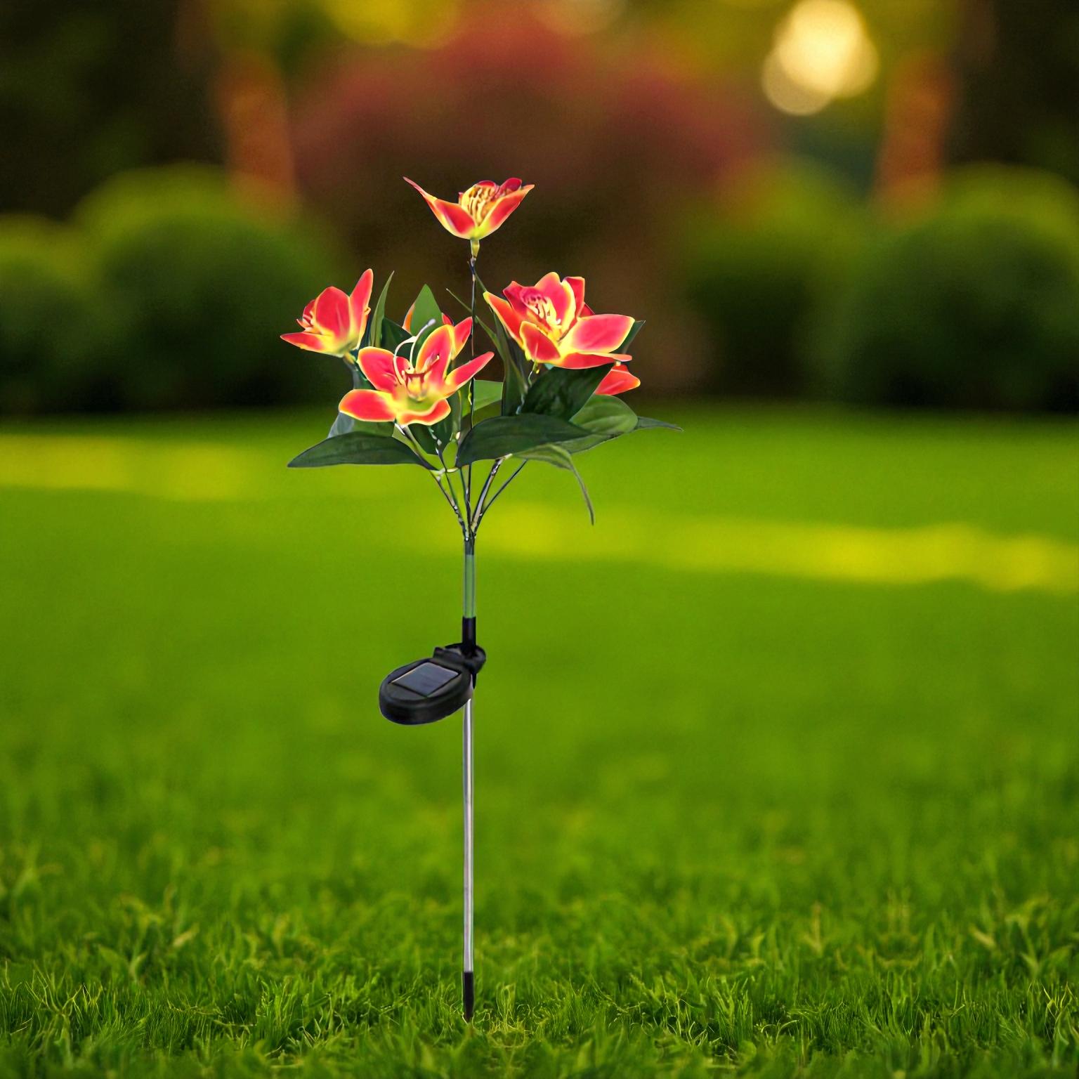 Solarbetriebene Orchideen Gartenleuchte mit farbwechselnden LEDs