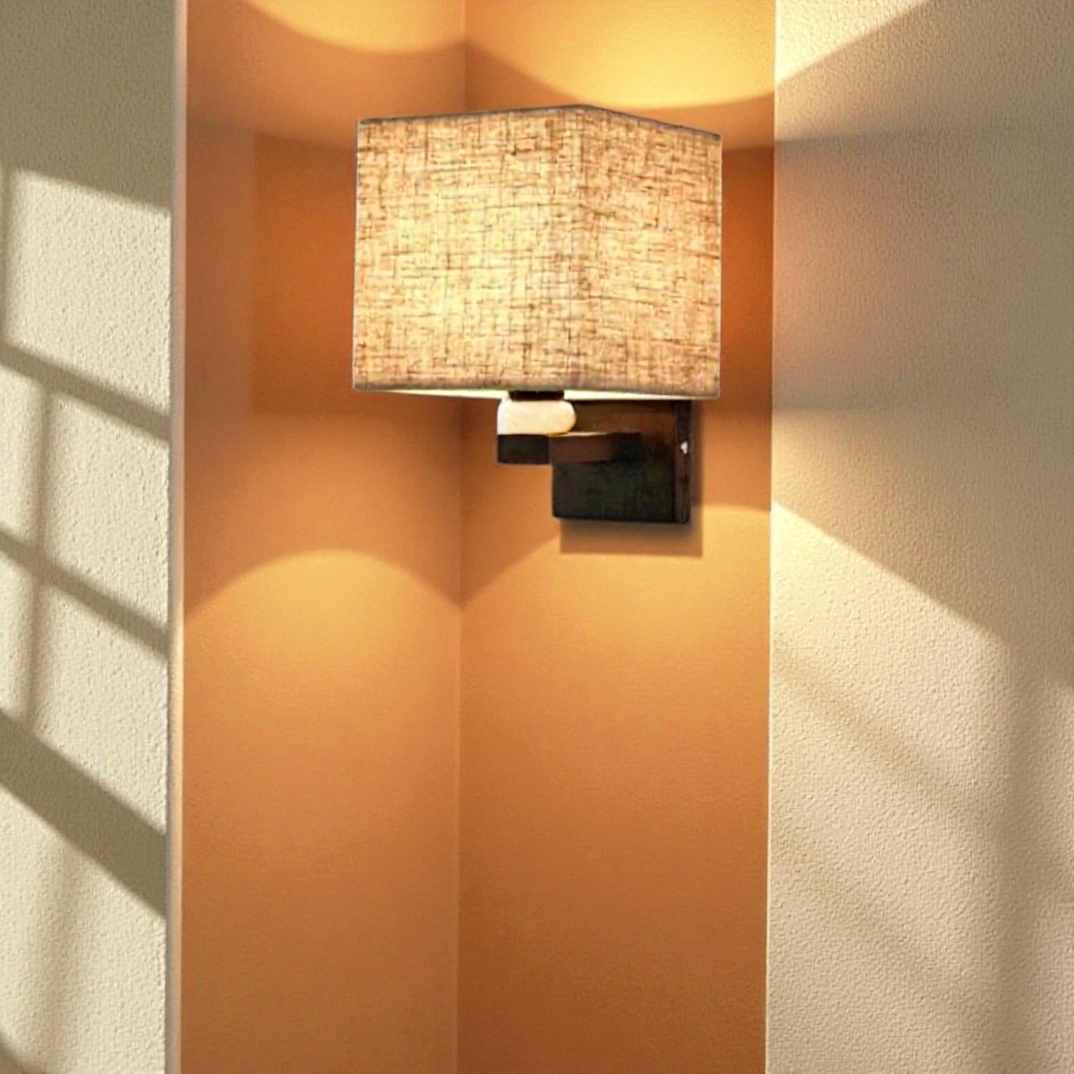 LED-Wandleuchte mit kubischem Design für den Innenbereich