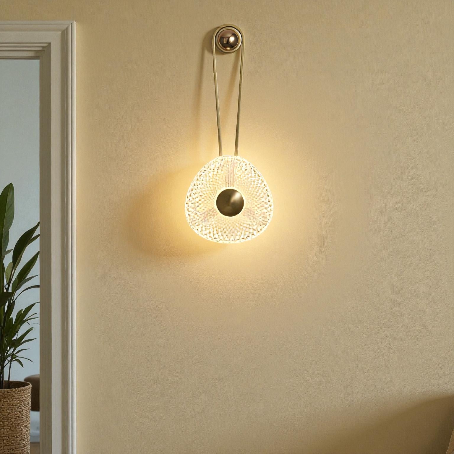 Wandleuchte mit Tropfen-Design für elegante und warme Innenbeleuchtung