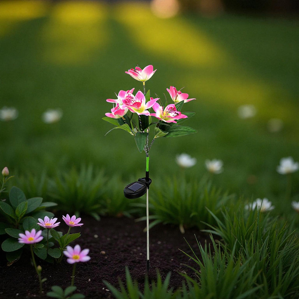 Solarbetriebene Orchideen Gartenleuchte mit farbwechselnden LEDs