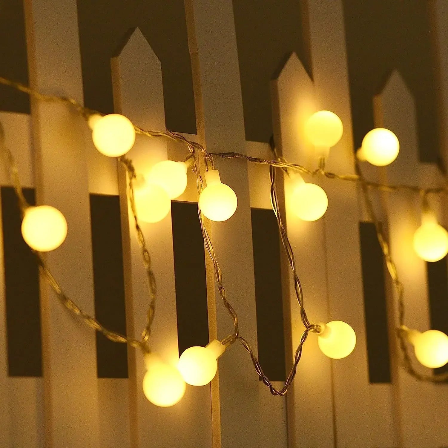 Solix - LED-Lichterkette mit Kugeln, Schutzart IP67