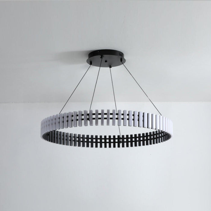 Celira - LED-Kronleuchter-Pendelleuchte im Karussell-Design