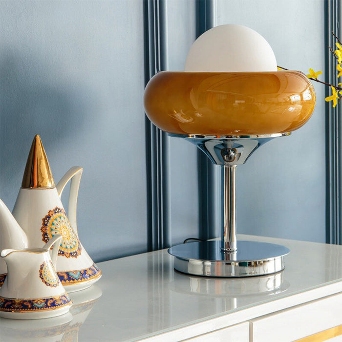 Lino - Vintage Bauhaus-Tischleuchte aus Glas, gelb