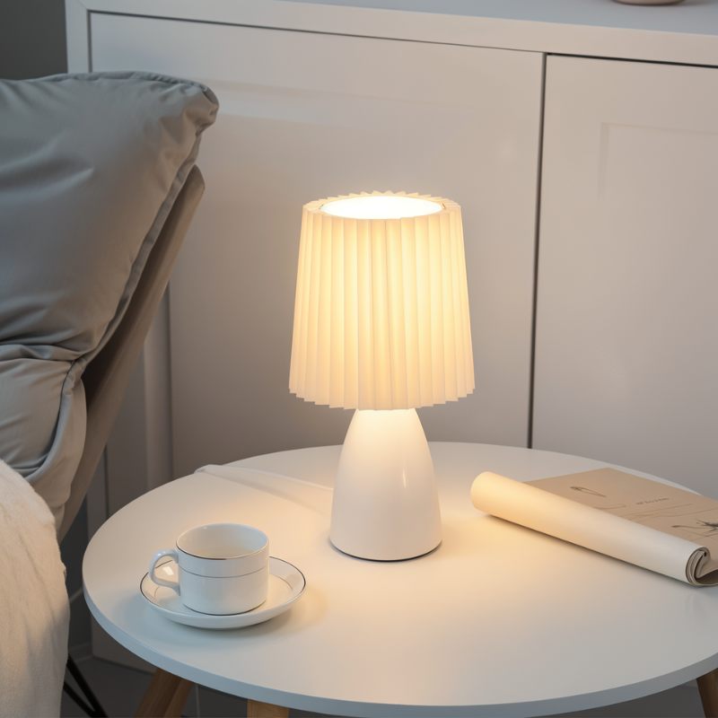 Funktionale - LED-Tischleuchte im Mid-Century-Stil
