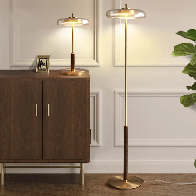 Luxuriöse - freistehende LED-Stehleuchte mit Touch-Funktion
