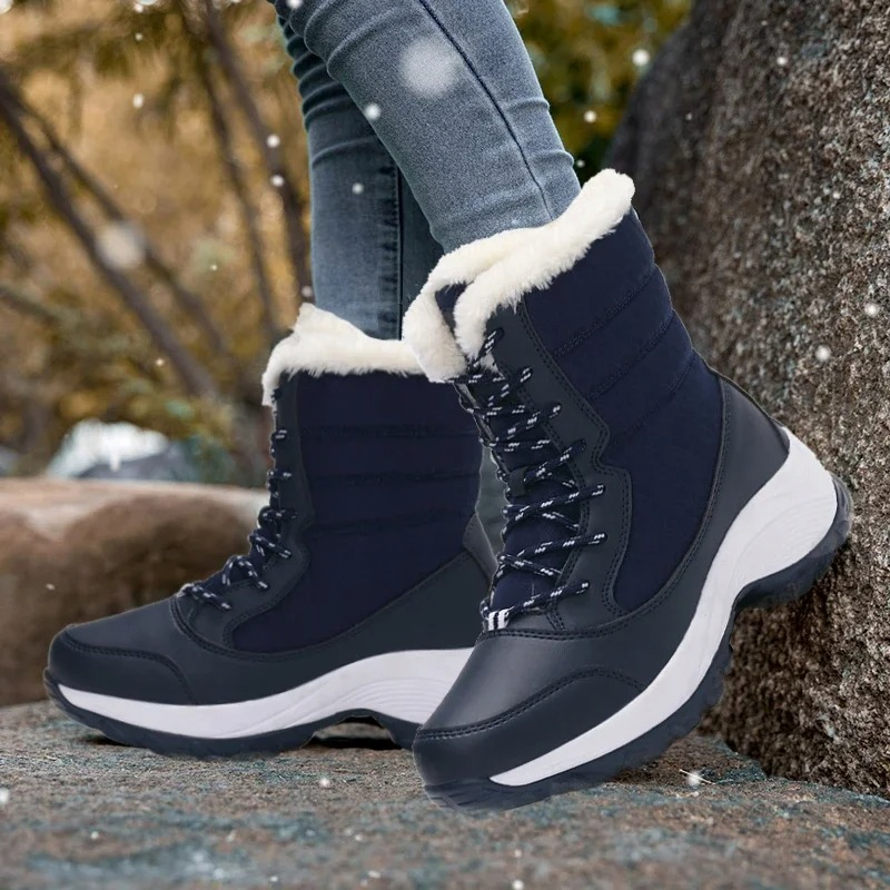 FrostTrek - Damen Winter Schneestiefel mit Plüschfutter und Plateausohle