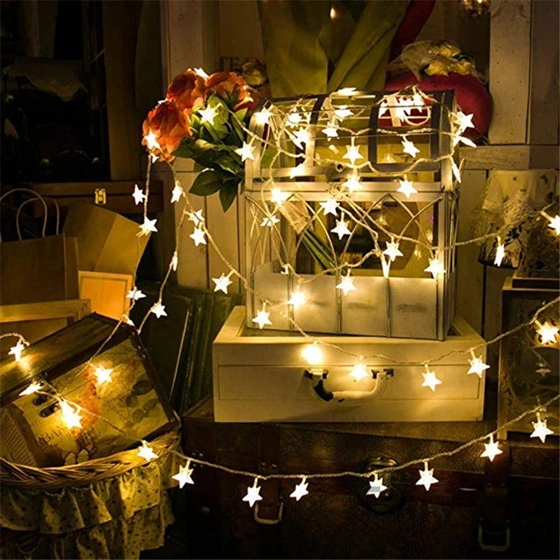 Ketta - 10 m lange Lichterkette mit kleinen Kugeln