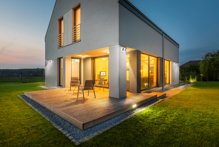 Weatherix - Solarbetriebene LED-Außenwandleuchte aus