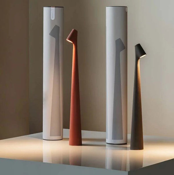 Mesalux - Tragbare Tischleuchte aus Aluminium, 2700 K