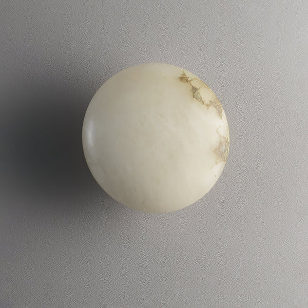 Ovale - Alabaster-Deckenleuchte mit Messingfuß