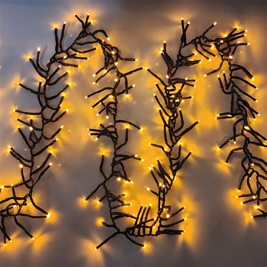 Sparkla - 25 m lange Lichterkette mit 2000 warmweißen LEDs