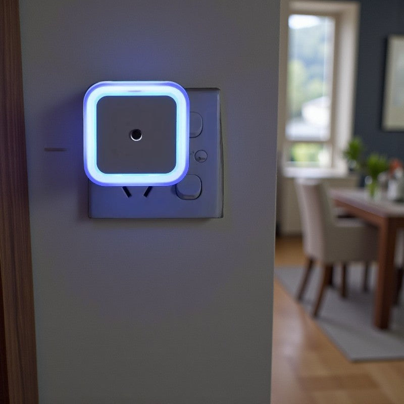 LED-Bewegungssensor-Nachtlicht mit modernem quadratischem automatischem Beleuchtungsdesign