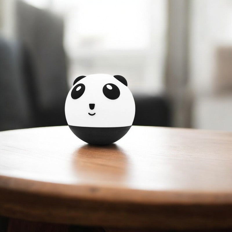 Panda förmiges LED Nachtlicht aus Silikon mit klassischem Design für stimmungsvolle Innenbeleuchtung