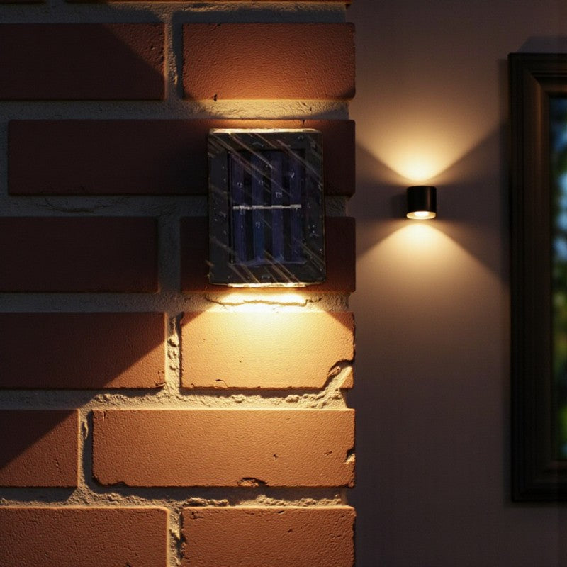 Solarbetriebene Wandleuchte mit Up-and-Down-Licht für Außenbeleuchtung