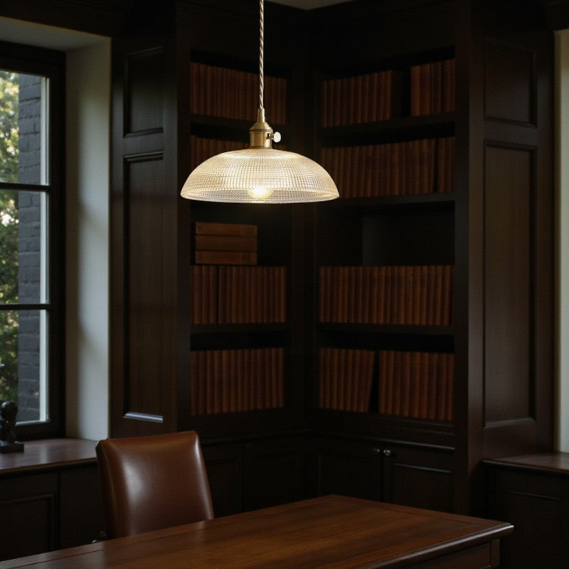 Deckenpendelleuchte mit geriffeltem Glaslampenschirm für Innenbeleuchtung