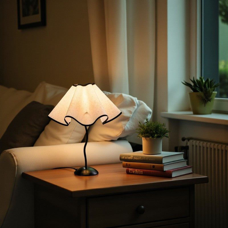 Nordische Tischlampe in Regenschirmform für Gleichmäßige Innenbeleuchtung